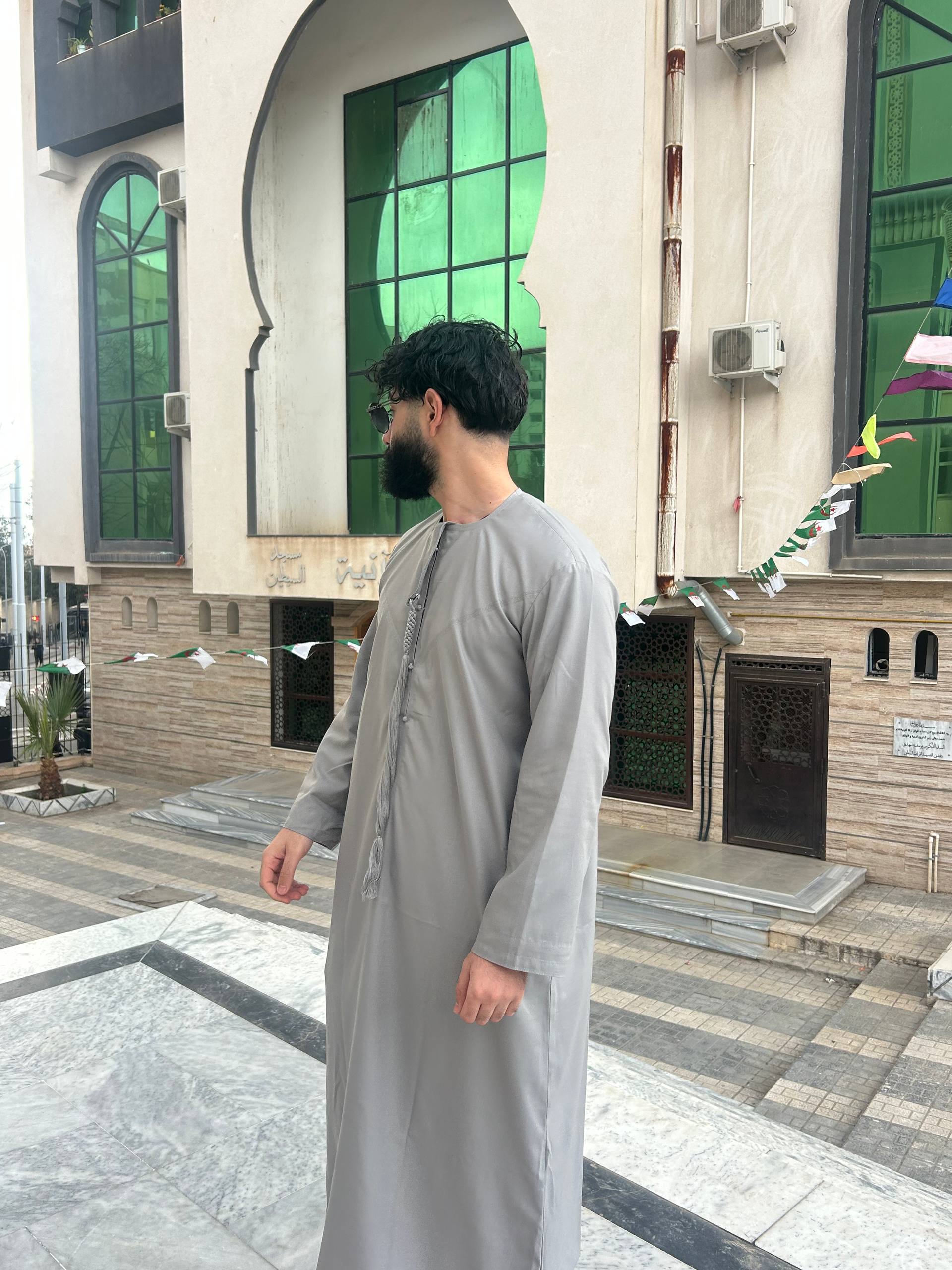 القميص الاماراتي القطني