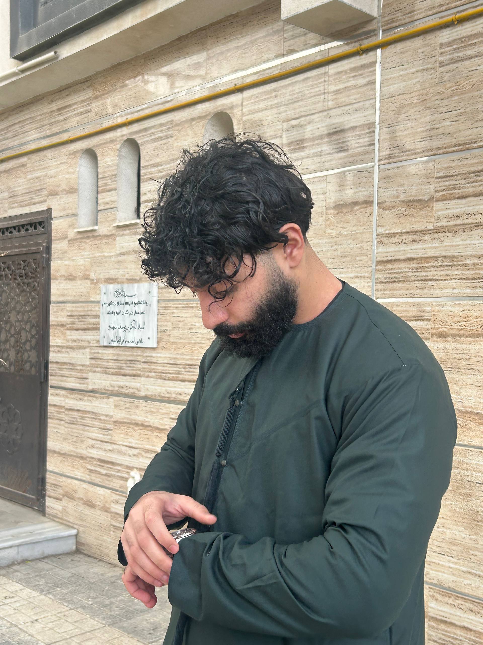 القميص الاماراتي القطني